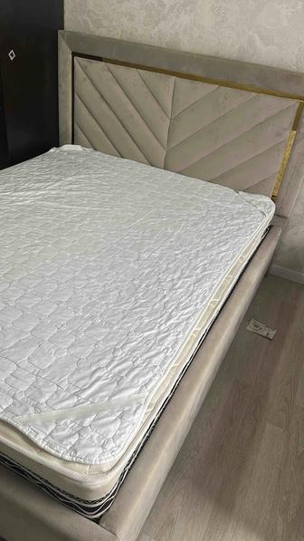 Кровать двуспальный