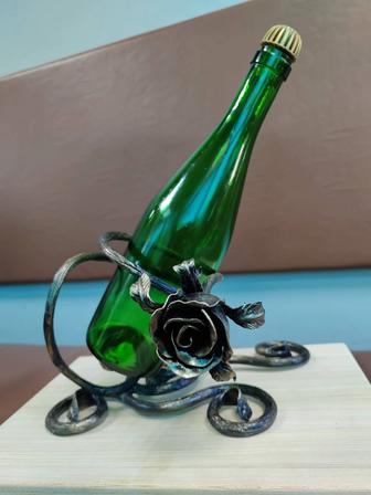 Продам свадебную подставку для шампанского, кованное изделие