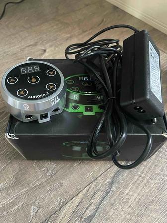 Блок питания и машинка для бровей