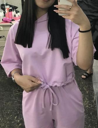 Продам костюм с шортами