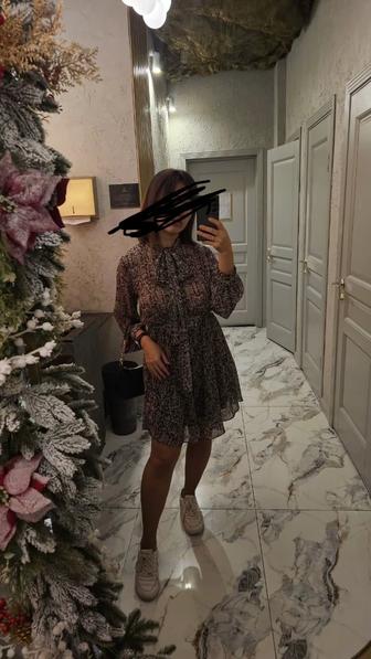 Платье женское