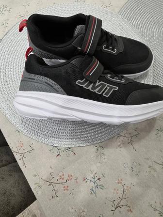 Кроссовки!!!