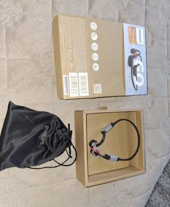 Новые наушники Philips
