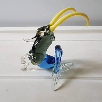 Знак зодиака Козерог - фигурка сувенир сделана из цветного стекла