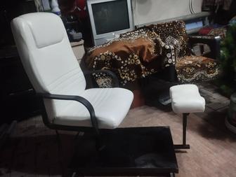 В связи переездом продам педикюрное кресло в хорошем состоянии. Недорого! Т