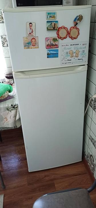 Продам холодильник