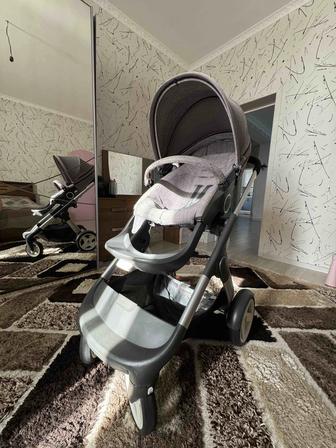 Продаю коляску Stokke