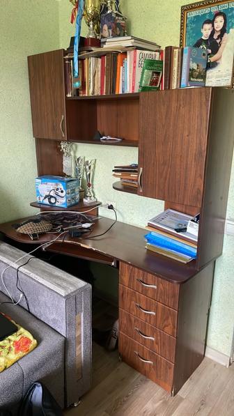 Компьютерный стол
