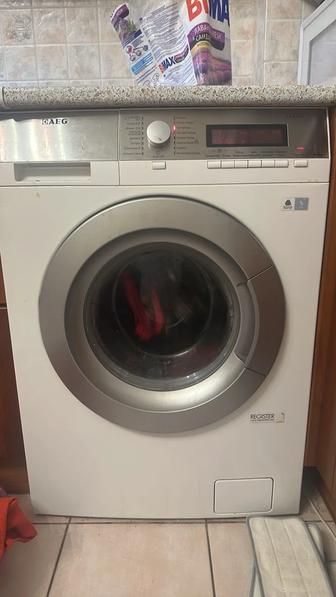 Продам стиральную машину AEG