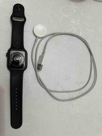 Apple Watch  5 44mm