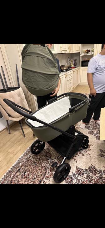 Продам коляску Ilovi embri