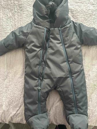Продам детский комбинезон