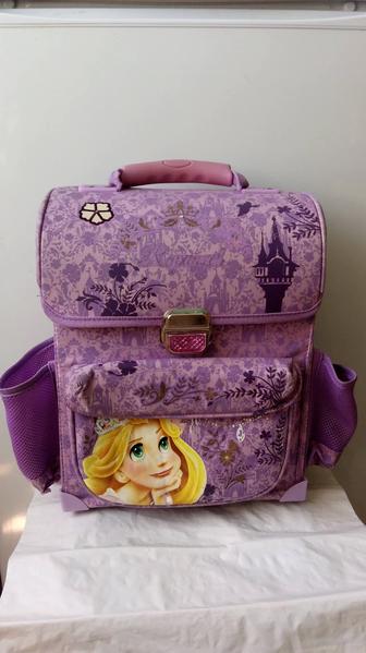 ДЁШЕВО ПРОДАМ школьный рюкзак, ортопедический, серияDISNEY,34x27x12см БУ