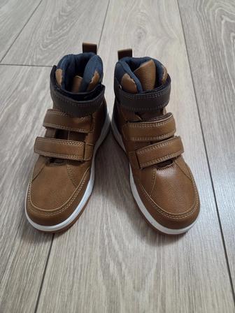 Демисезонные ботинки