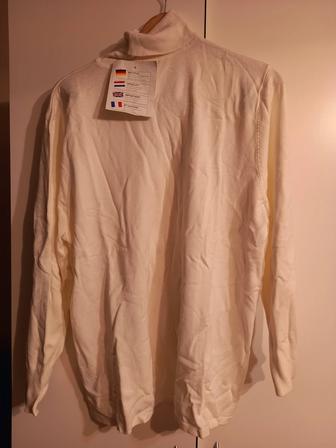 Водолазка белая, Европа