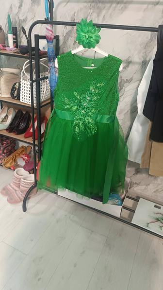 Продам детское платье на Новый Год