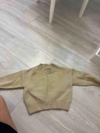 Продам детский свитер