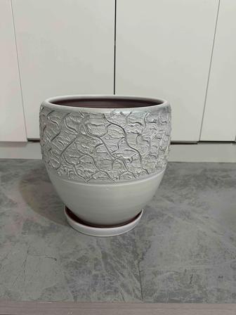 Продам горшок керамический