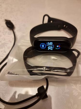 Продам смарт часы mi band 5