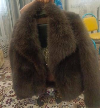 Продам шубу новую 42 размер