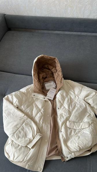 Продам новую куртку размер 42