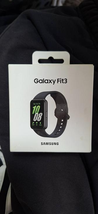 Фитнес браслет.2 шт.Планшет.