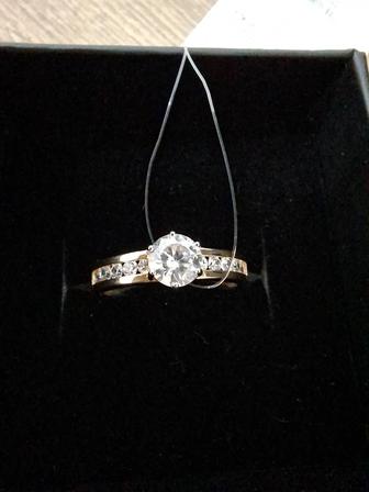 Продам кольцо