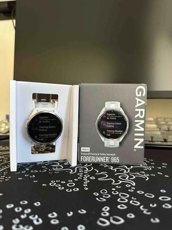 Спортивные смарт-часы Garmin Forerunner 965