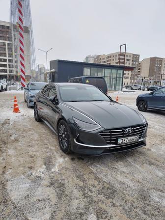 Водитель профессионал на своей автомашине Hyundai sonata 2023г.в.