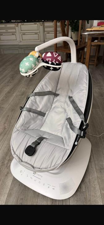 Продам детскую электрокачель