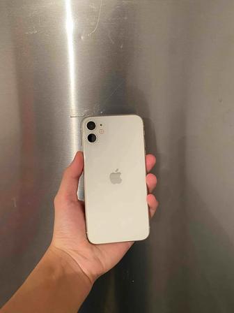 Продам срочно iPhone 11 64GB