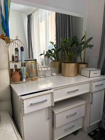 Туалетный столик