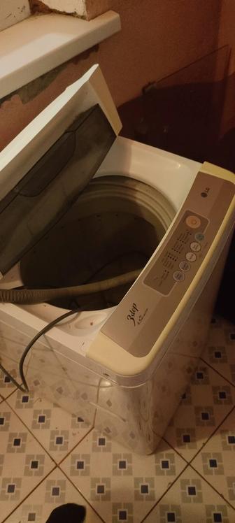 Продам стиральную машину