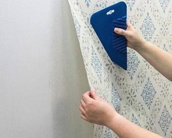 Клею обои, левкас стен и потолков, покраска, декоративная штукатурка.