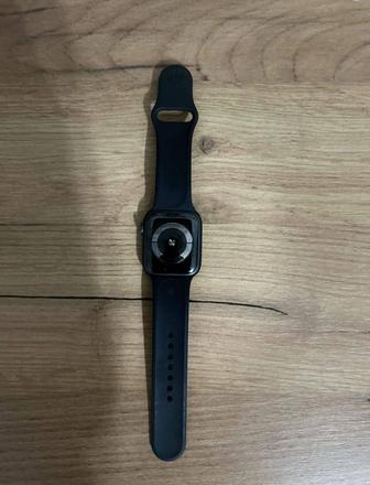 Продам часы apple watch 4