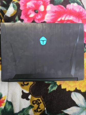 Продаю игровой ноутбук