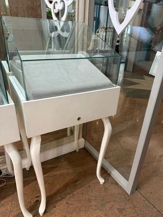 Продам ювелирные витрины