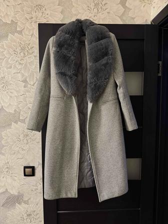 Продам зимнее пальто