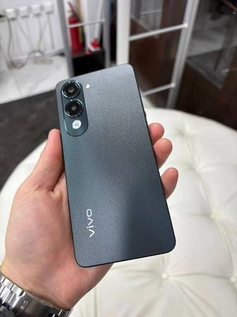 Vivo Y04 4/64 NEW