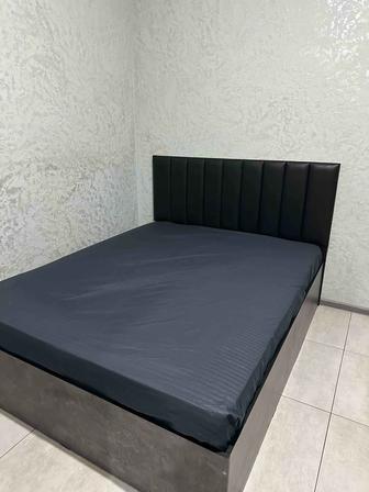 Продам 2 х спальную кровать