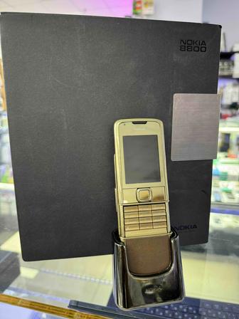 Продам Nokia 8800