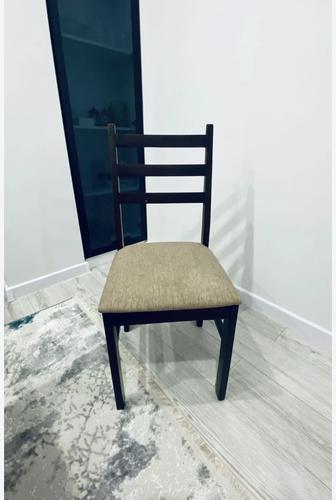 Стол и стулья