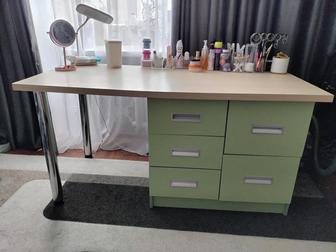 Продам письменный стол