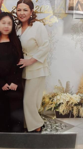 Костюм вечерний