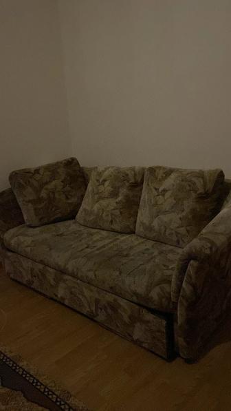 Продам диван за символическую цену