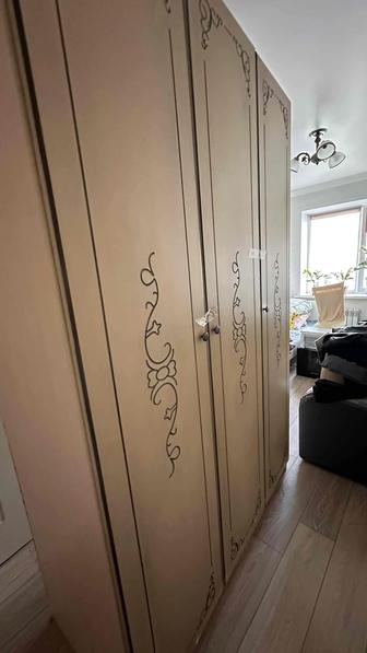 Отдам бесплатно шифоньер