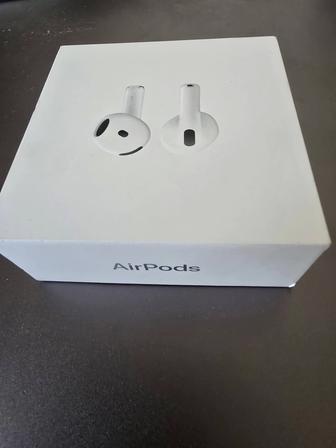 Продаю наушники AirPods 4