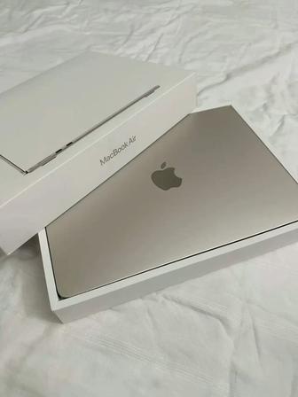Apple macbook m1 2025