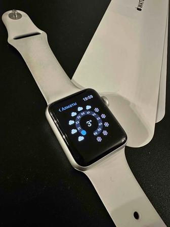 Apple Watch Series 3 GPS 38mm Silver Aluminium Case