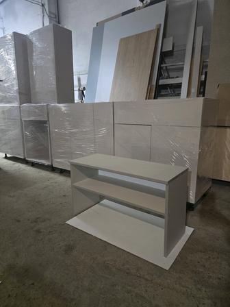 Продам открытую обувницу